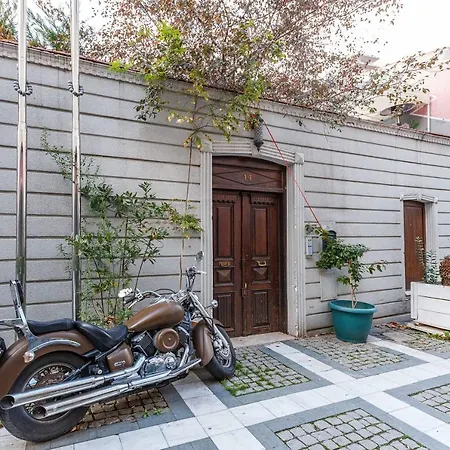 Luxurious Waterfront Mansion With Amazing Bosphorus View Istanboel