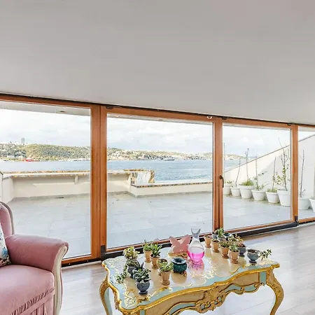 Luxurious Waterfront Mansion With Amazing Bosphorus View *