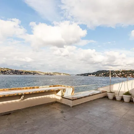Luxurious Waterfront Mansion With Amazing Bosphorus View